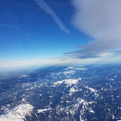 Flugwegposition um 11:49:53: Aufgenommen in der Nähe von Gemeinde Thörl, Österreich in 5175 Meter